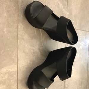 Melissa platform wedge slides
